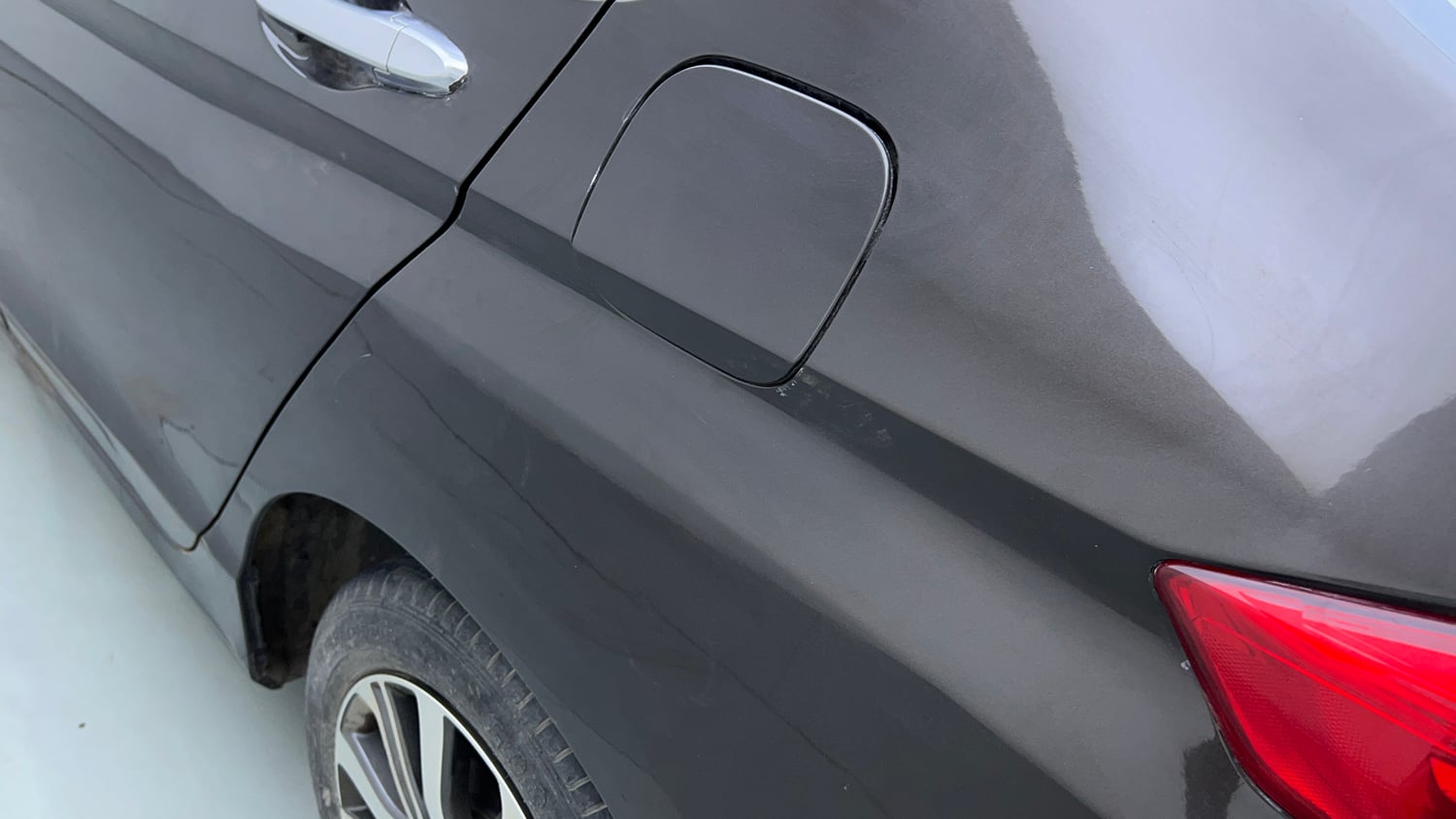 Used 2022 Honda City 4th Generation V Petrol Petrol Manual dents MINOR DENT