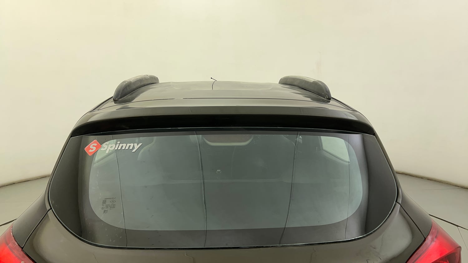 Used 2019 Renault Kwid RXT (O) 1.0 SCE Edition Petrol Manual exterior BACK WINDSHIELD VIEW