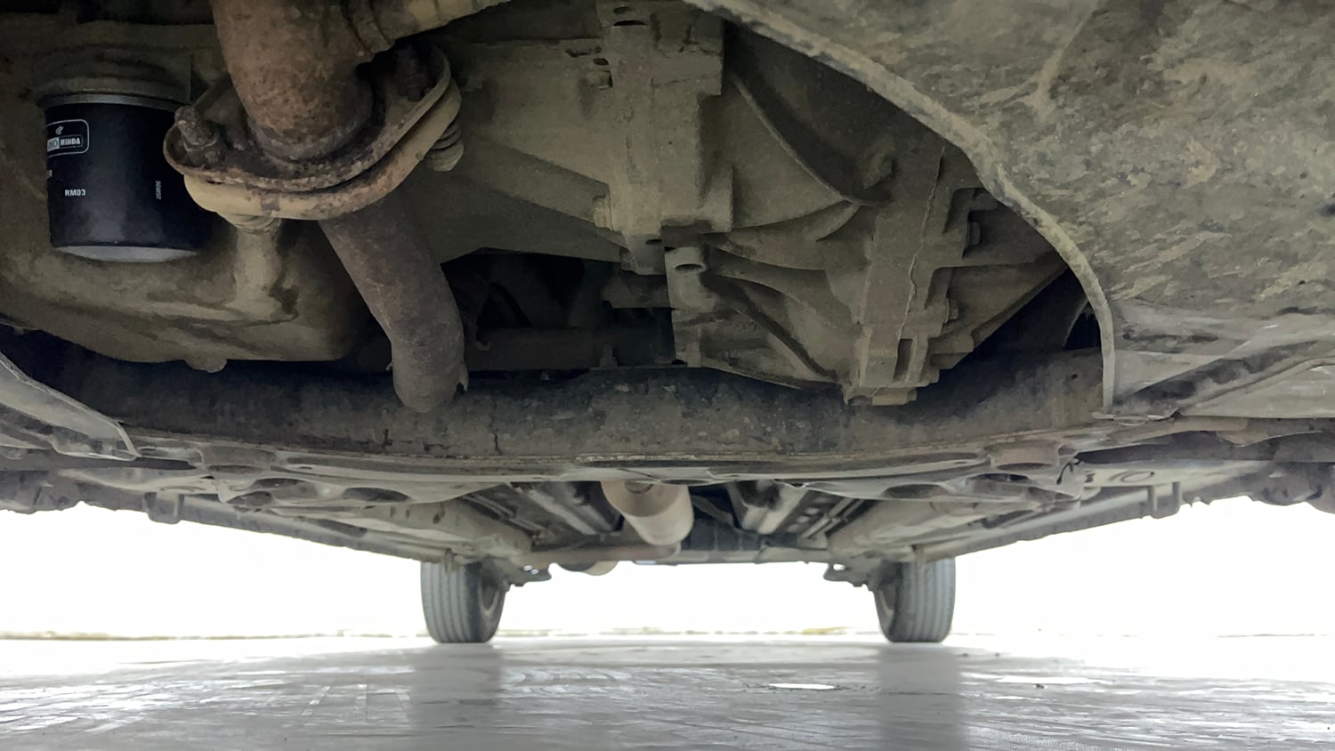 Used 2018 Maruti Suzuki Ertiga ZXI Petrol Manual extra FRONT LEFT UNDERBODY VIEW