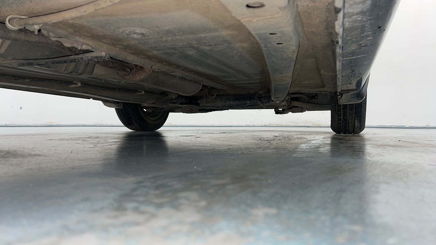 Used 2021 Maruti Suzuki Baleno Delta Petrol Manual extra REAR RIGHT UNDERBODY VIEW