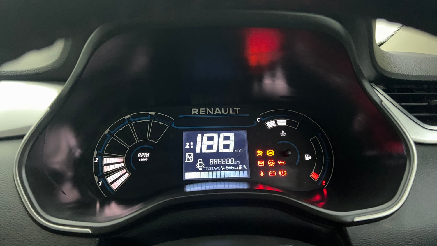Used 2019 Renault Triber RXZ Petrol Manual interior CLUSTERMETER VIEW