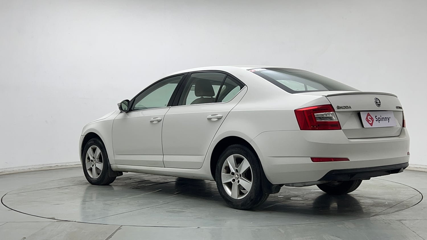 Used 2017 Skoda Octavia 1.8 TSI Ambition Plus AT Petrol Automatic exterior LEFT REAR CORNER VIEW