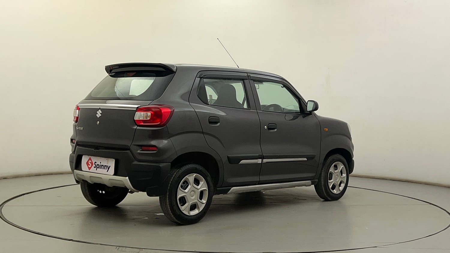 Used 2021 Maruti Suzuki S-Presso VXi CNG Cng Manual exterior RIGHT REAR CORNER VIEW