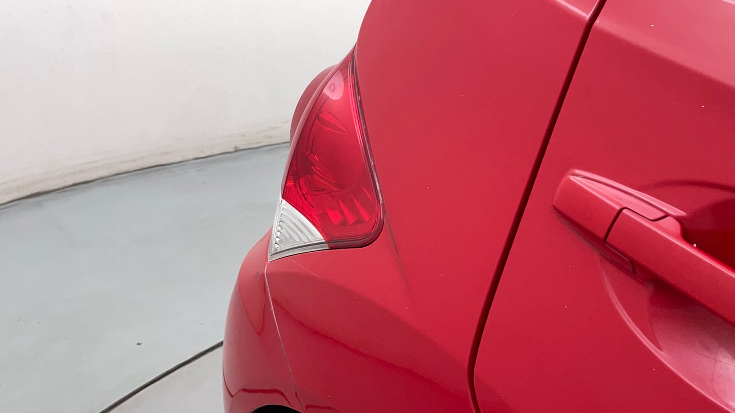 Used 2016 Honda Brio VX MT Petrol Manual dents MINOR DENT