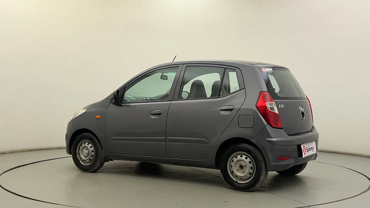Used 2014 Hyundai i10 Magna 1.1 iRDE2 Petrol Manual exterior LEFT REAR CORNER VIEW