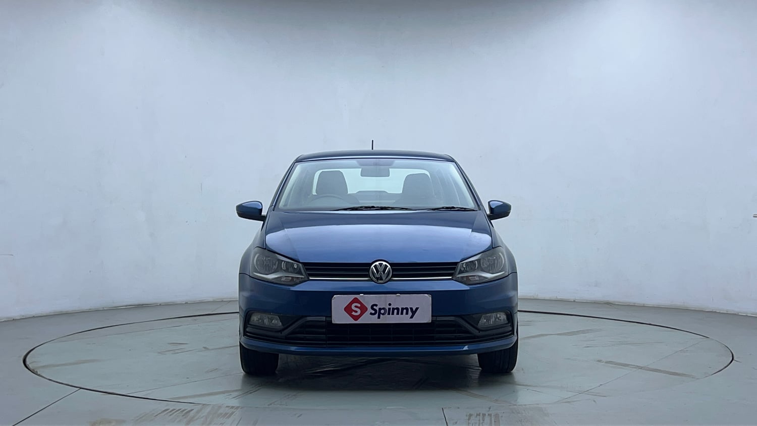 Used 2016 Volkswagen Ameo Comfortline 1.2L (P) Petrol Manual exterior FRONT VIEW