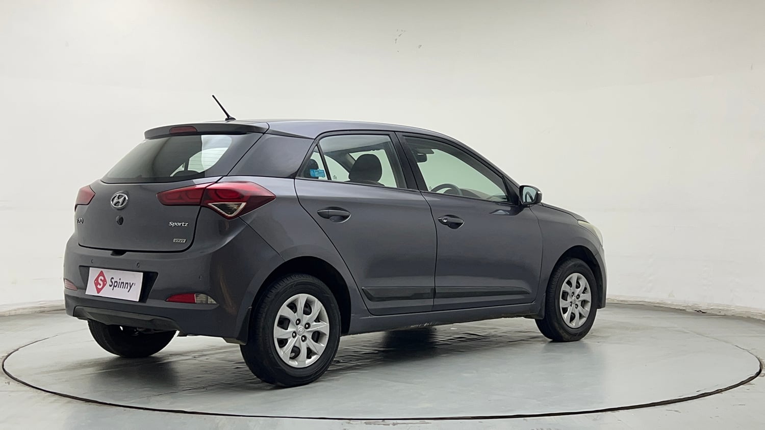 Used 2016 Hyundai Elite i20 Sportz 1.2 Petrol Manual exterior RIGHT REAR CORNER VIEW