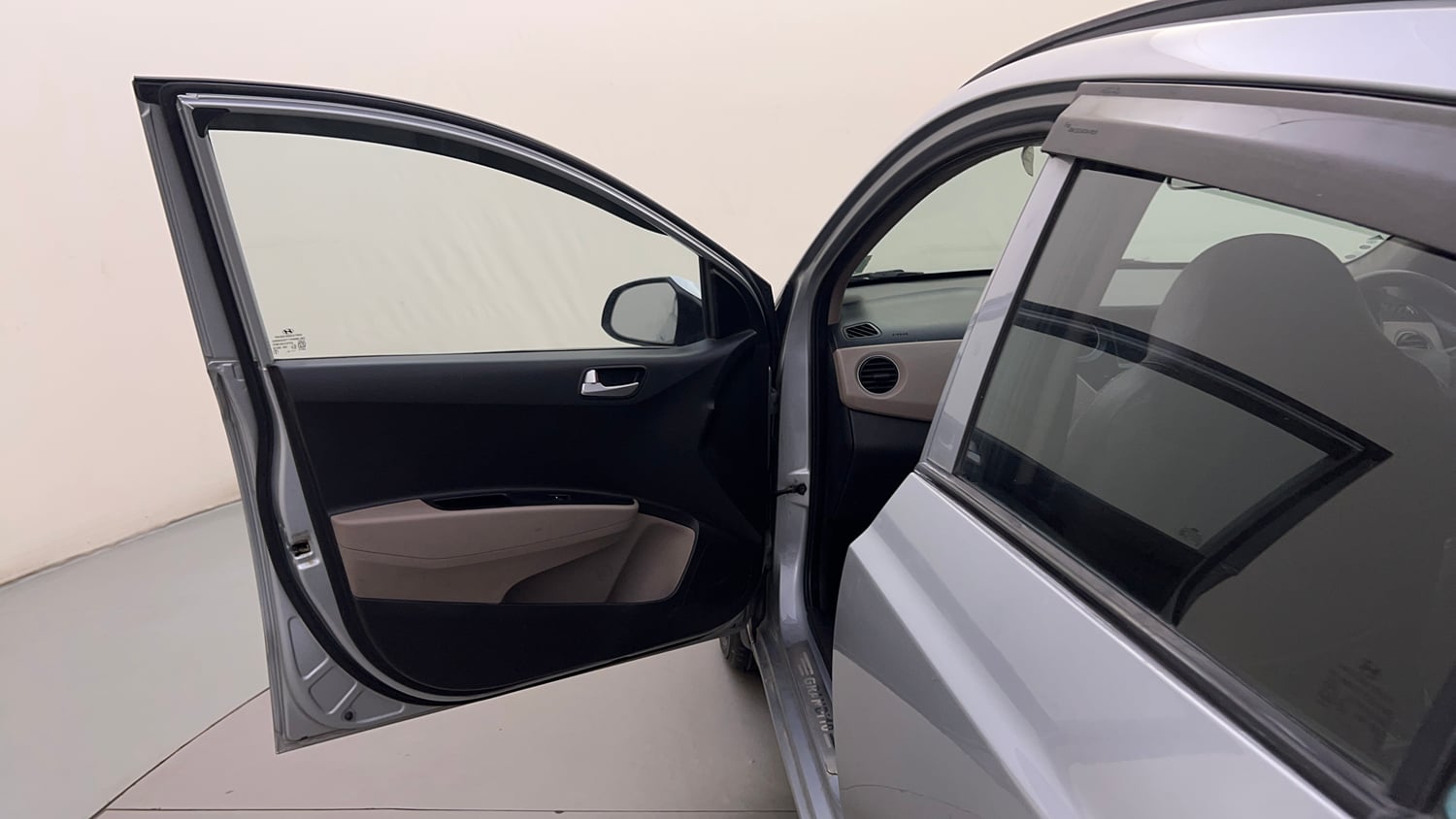 Used 2019 Hyundai Grand i10 Sportz 1.2 Kappa VTVT Petrol Manual interior LEFT FRONT DOOR OPEN VIEW