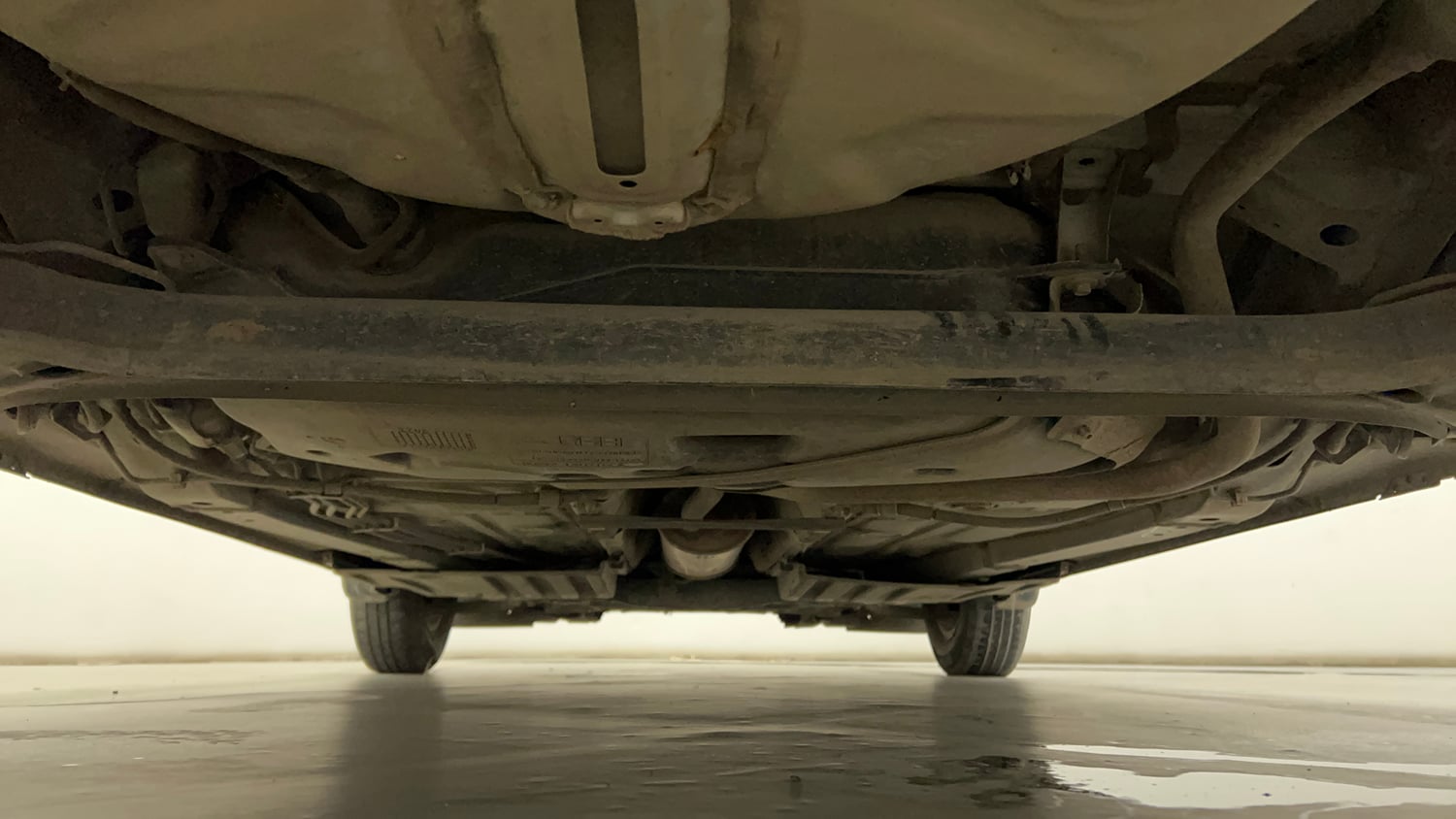 Used 2022 Maruti Suzuki Swift VXi Petrol Manual extra REAR UNDERBODY VIEW (TAKEN FROM REAR)