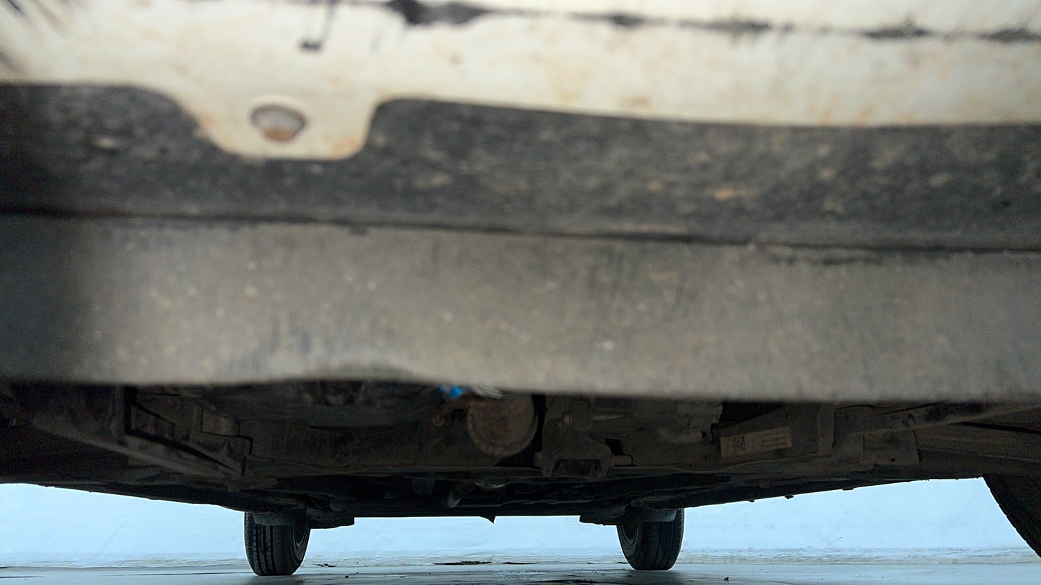 Used 2022 Tata Altroz XE Petrol Petrol Manual extra FRONT LEFT UNDERBODY VIEW