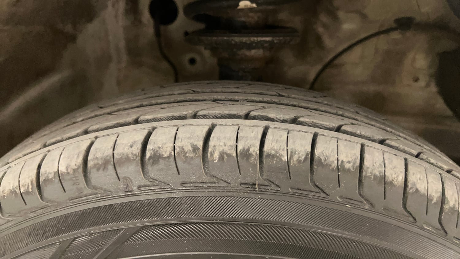Used 2024 Maruti Suzuki Alto K10 VXi S-CNG Cng Manual tyres RIGHT FRONT TYRE TREAD VIEW