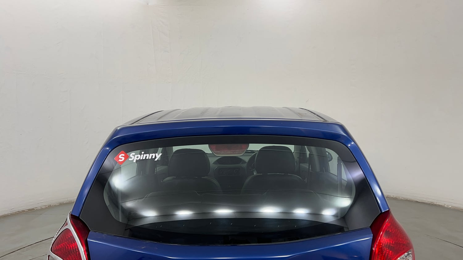 Used 2016 Maruti Suzuki Alto 800 Lxi Petrol Manual exterior BACK WINDSHIELD VIEW