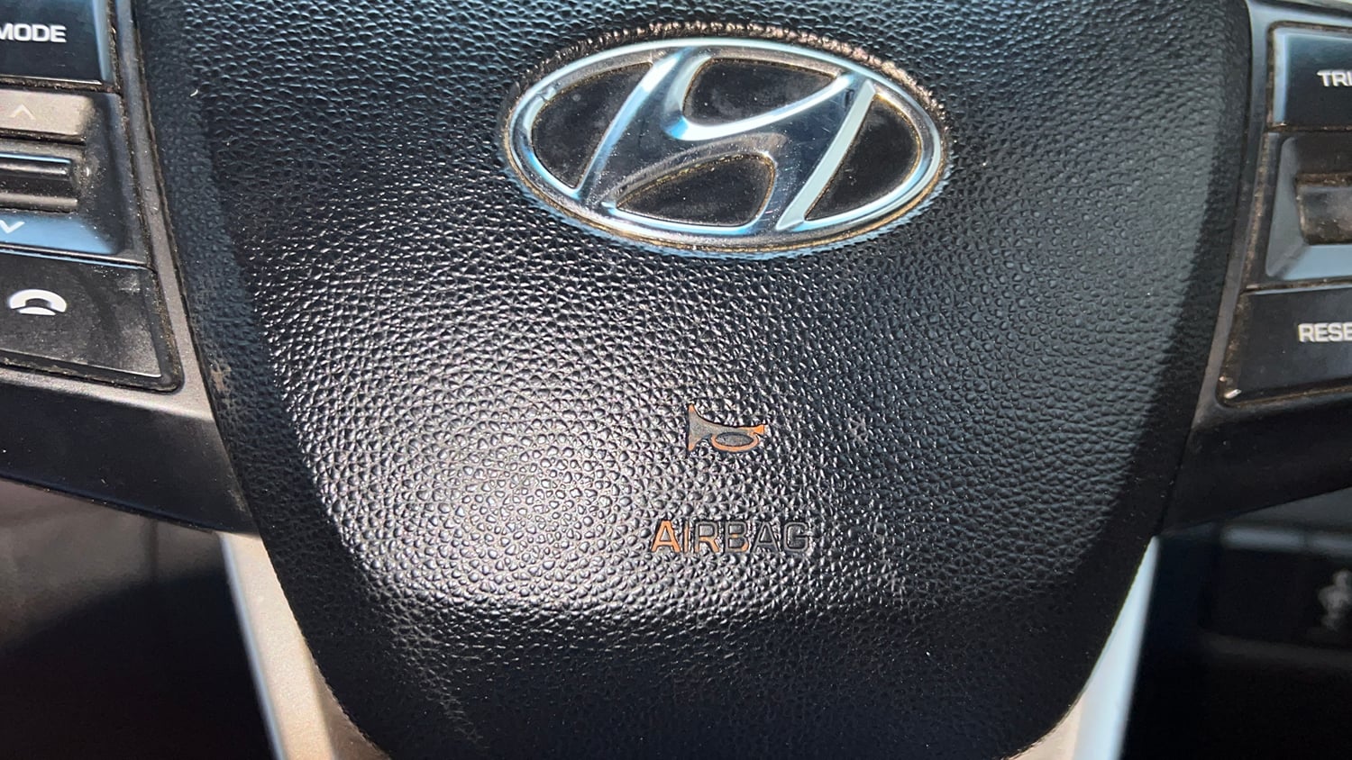 Used 2020 Hyundai Creta SX 1.6 AT CRDi Diesel Automatic top_features Airbags