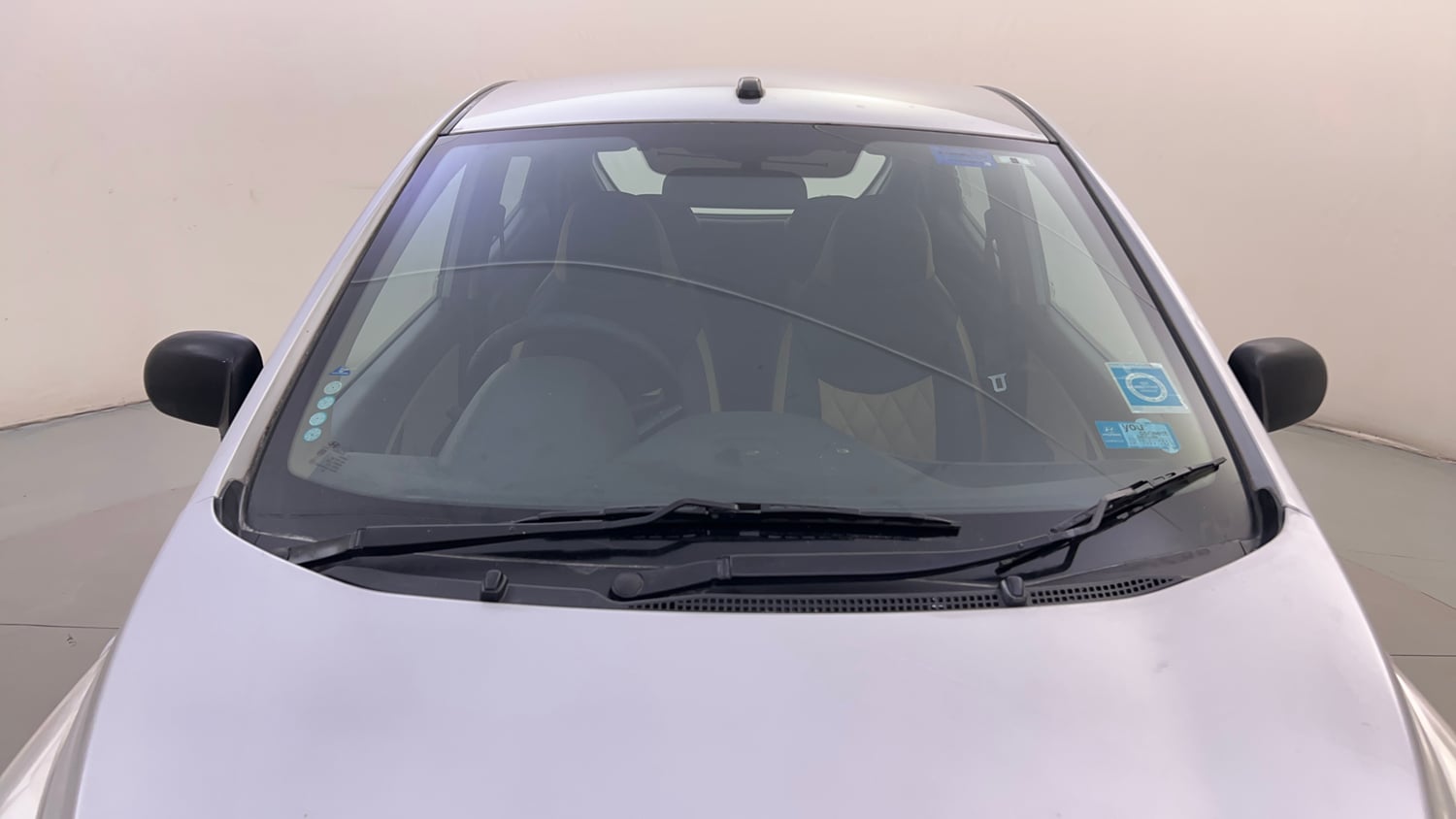 Used 2014 Hyundai Eon Era + Petrol Manual exterior FRONT WINDSHIELD VIEW