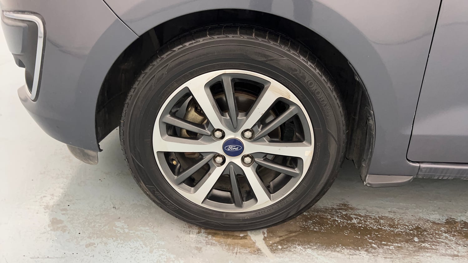 Used 2020 Ford Figo Aspire Titanium Plus 1.5 TDCi Diesel Manual tyres LEFT FRONT TYRE RIM VIEW