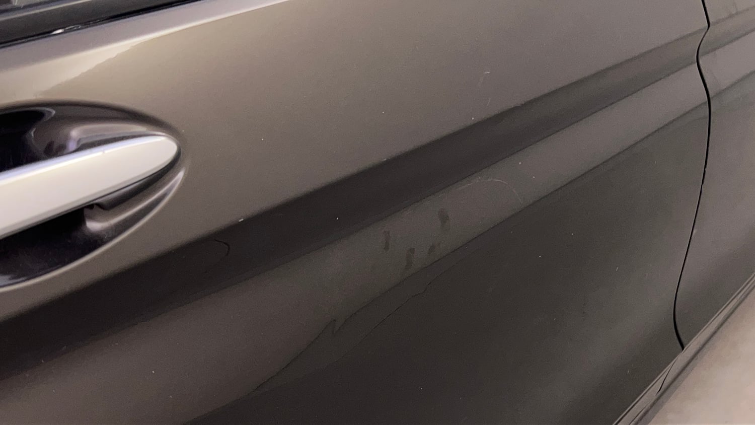 Used 2016 Honda City V Petrol Manual dents MINOR SCRATCH
