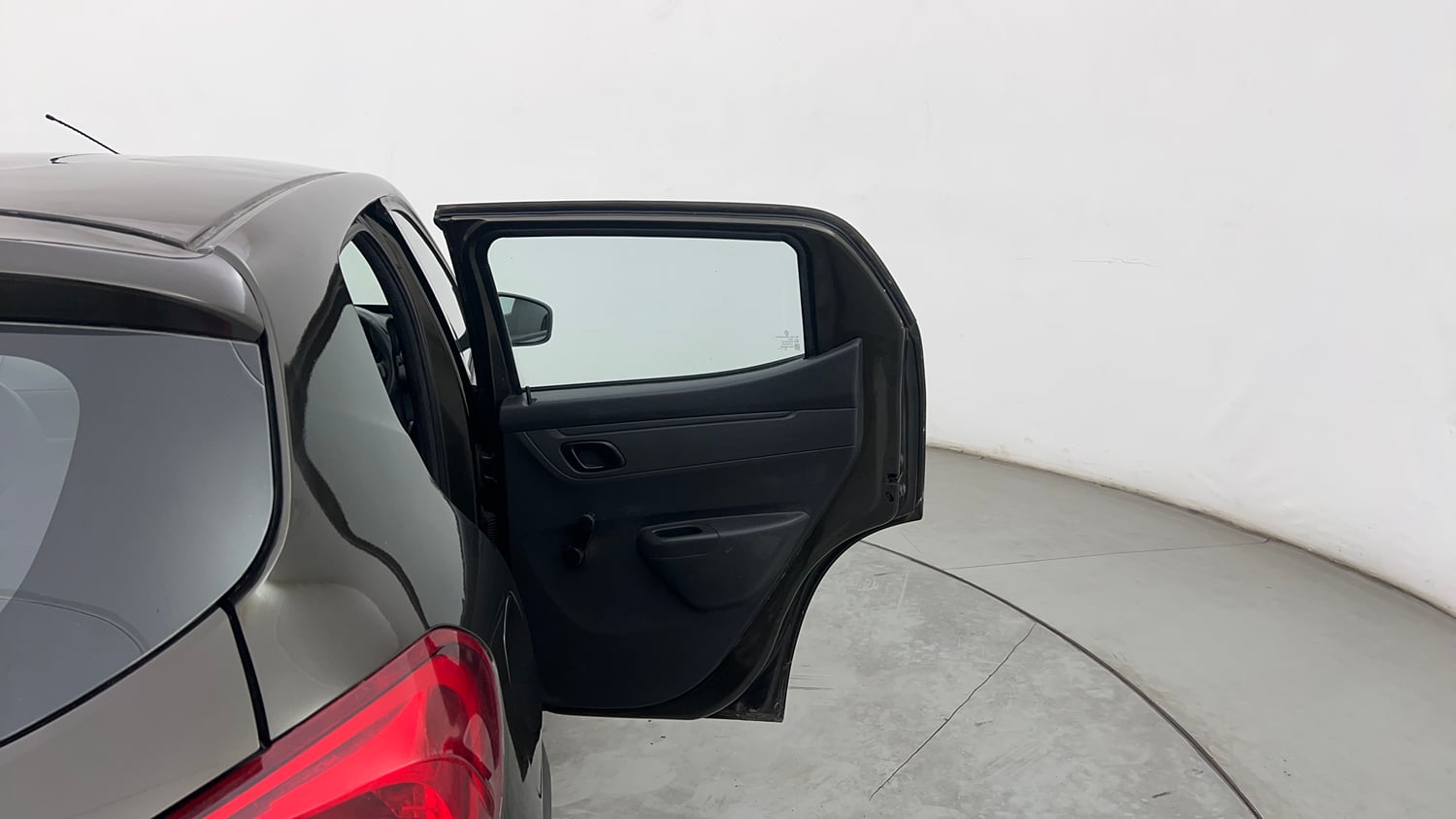 Used 2016 Renault Kwid RXT Petrol Manual interior RIGHT REAR DOOR OPEN VIEW