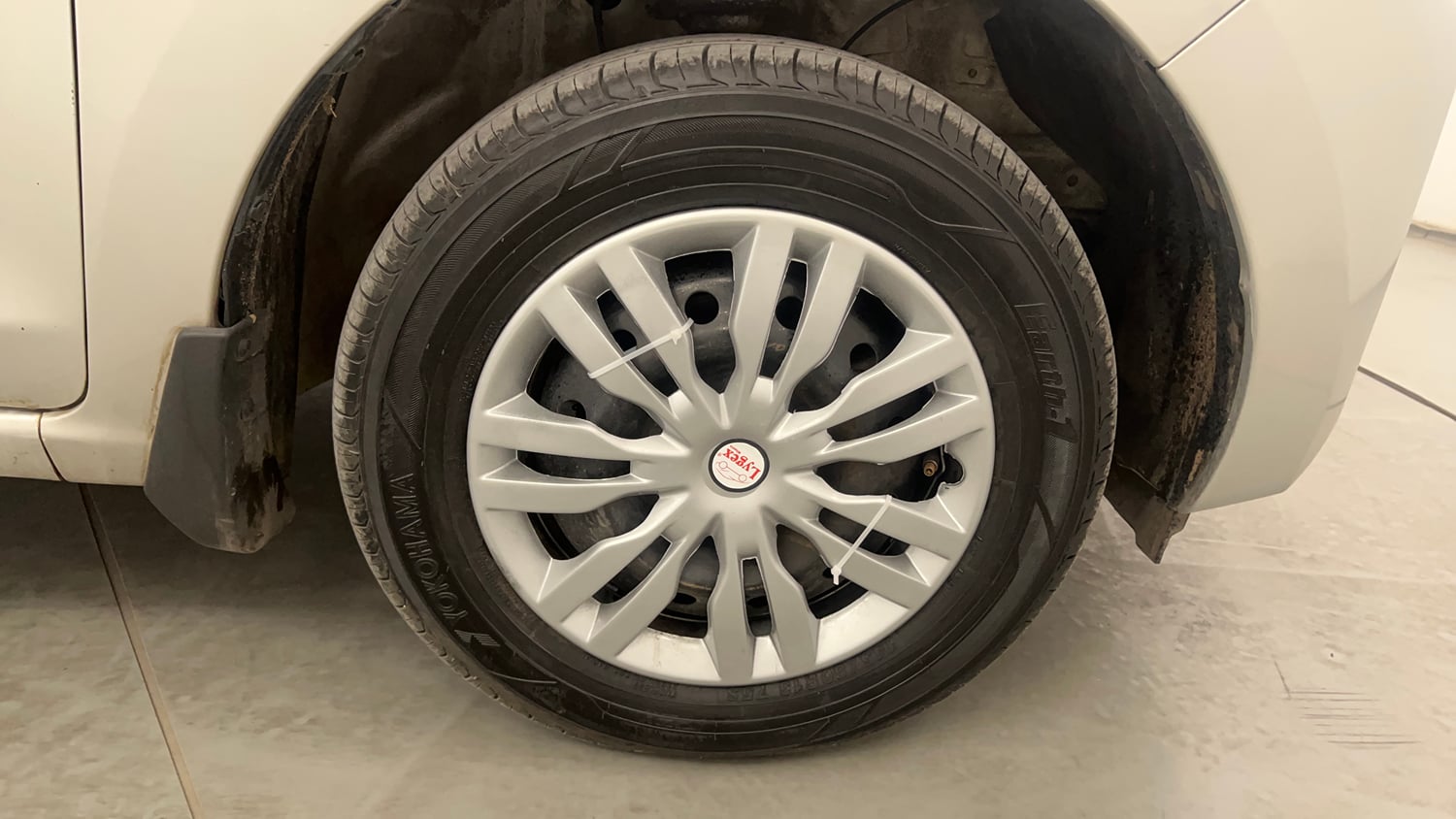 Used 2024 Maruti Suzuki Alto K10 VXi S-CNG Cng Manual tyres RIGHT FRONT TYRE RIM VIEW