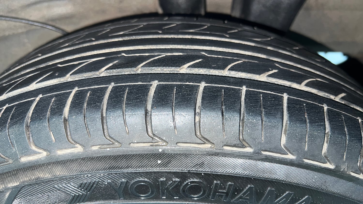 Used 2020 Hyundai Santro Asta Petrol Manual tyres LEFT REAR TYRE TREAD VIEW