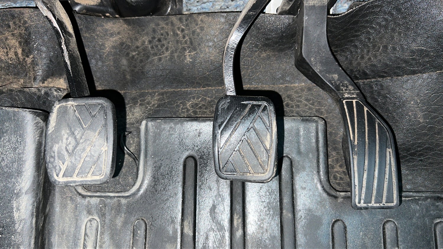 Used 2022 maruti-suzuki Vitara Brezza ZXi Petrol Manual interior PEDALS VIEW