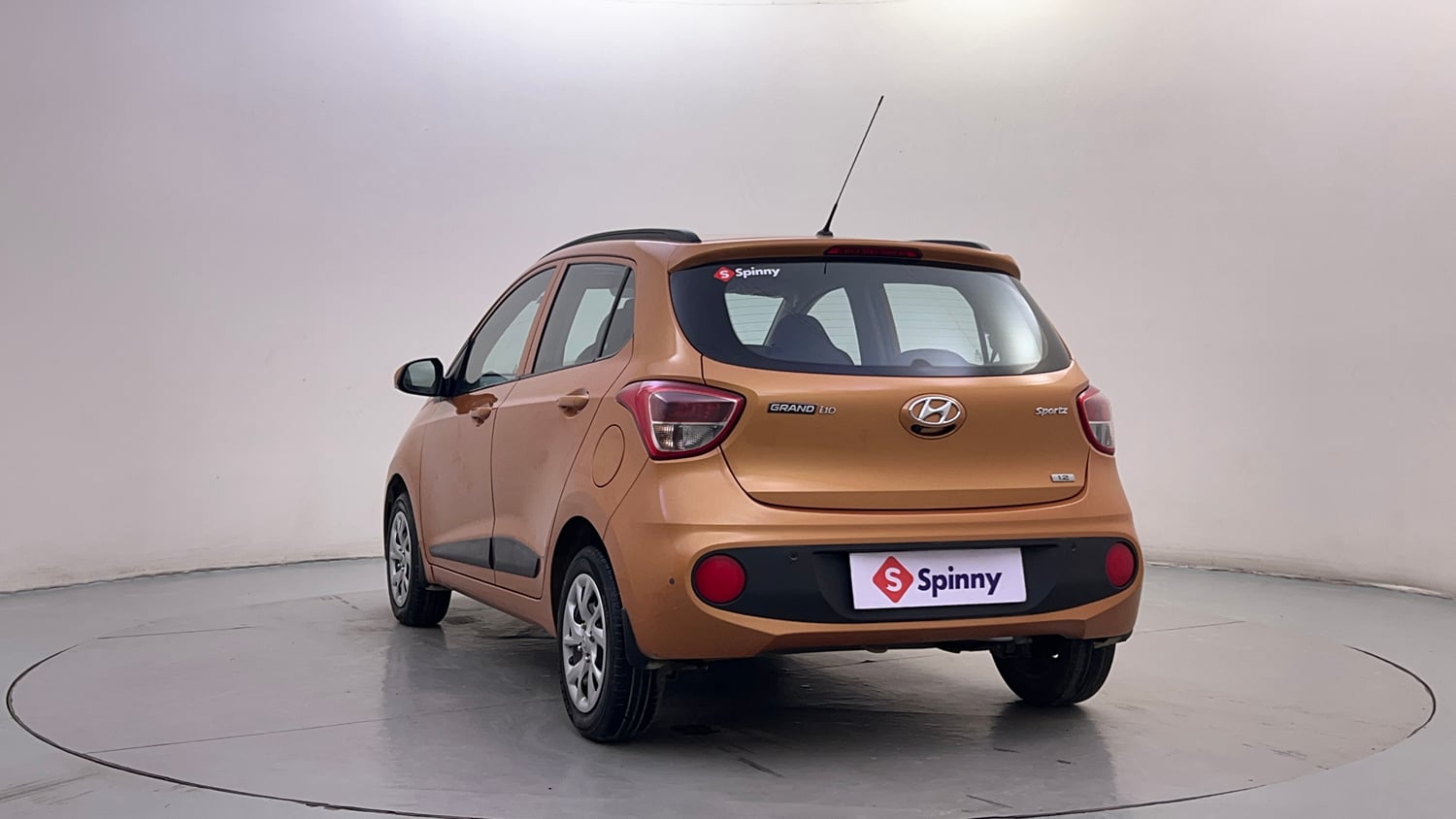 Used 2017 Hyundai Grand i10 Sportz (O) 1.2 Kappa VTVT Petrol Manual exterior LEFT REAR CORNER VIEW