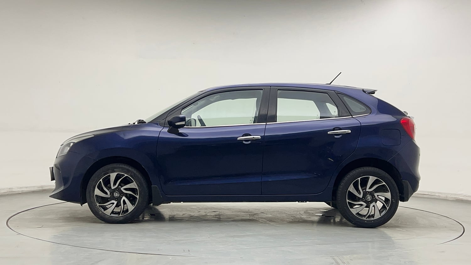 Used 2019 Toyota Glanza G Petrol Manual exterior LEFT SIDE VIEW