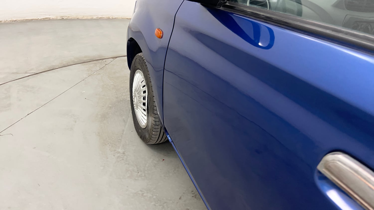 Used 2016 Maruti Suzuki Alto 800 Lxi Petrol Manual dents MINOR DENT