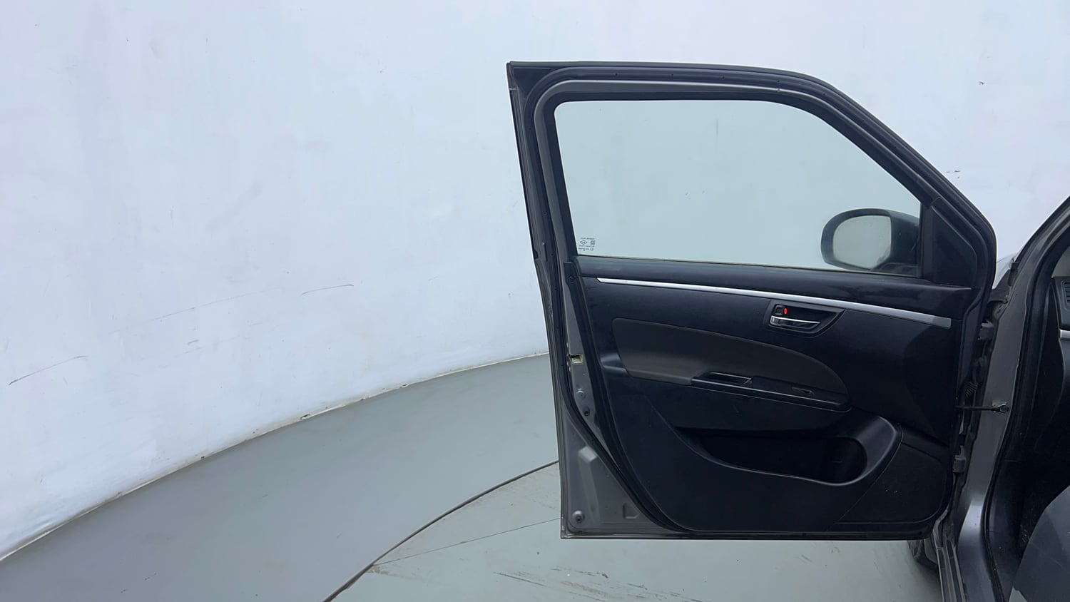 Used 2014 Maruti Suzuki Swift VXi Petrol Manual interior LEFT FRONT DOOR OPEN VIEW