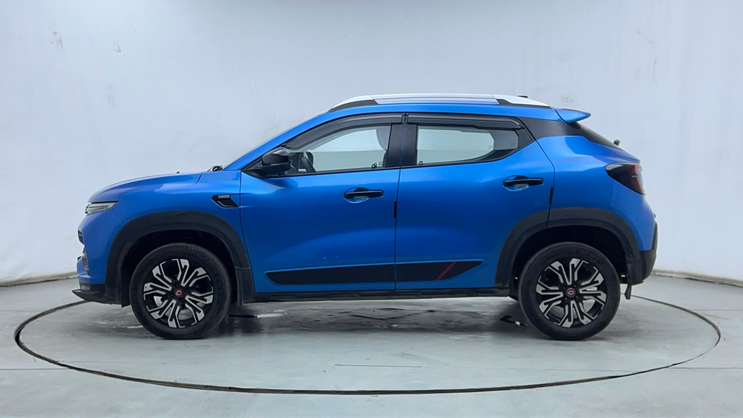 Used 2022 Renault Kiger RXZ Turbo CVT Petrol Automatic exterior LEFT SIDE VIEW
