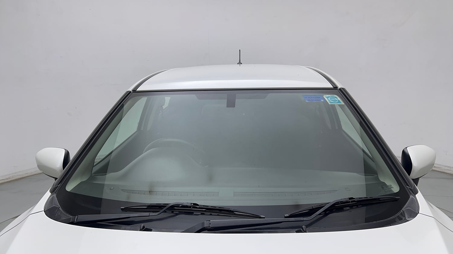 Used 2021 Maruti Suzuki Baleno Zeta Petrol Manual exterior FRONT WINDSHIELD VIEW