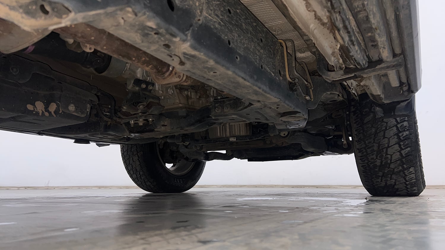 Used 2024 Mahindra Thar LX Hard Top Petrol AT RWD Petrol Automatic extra REAR RIGHT UNDERBODY VIEW