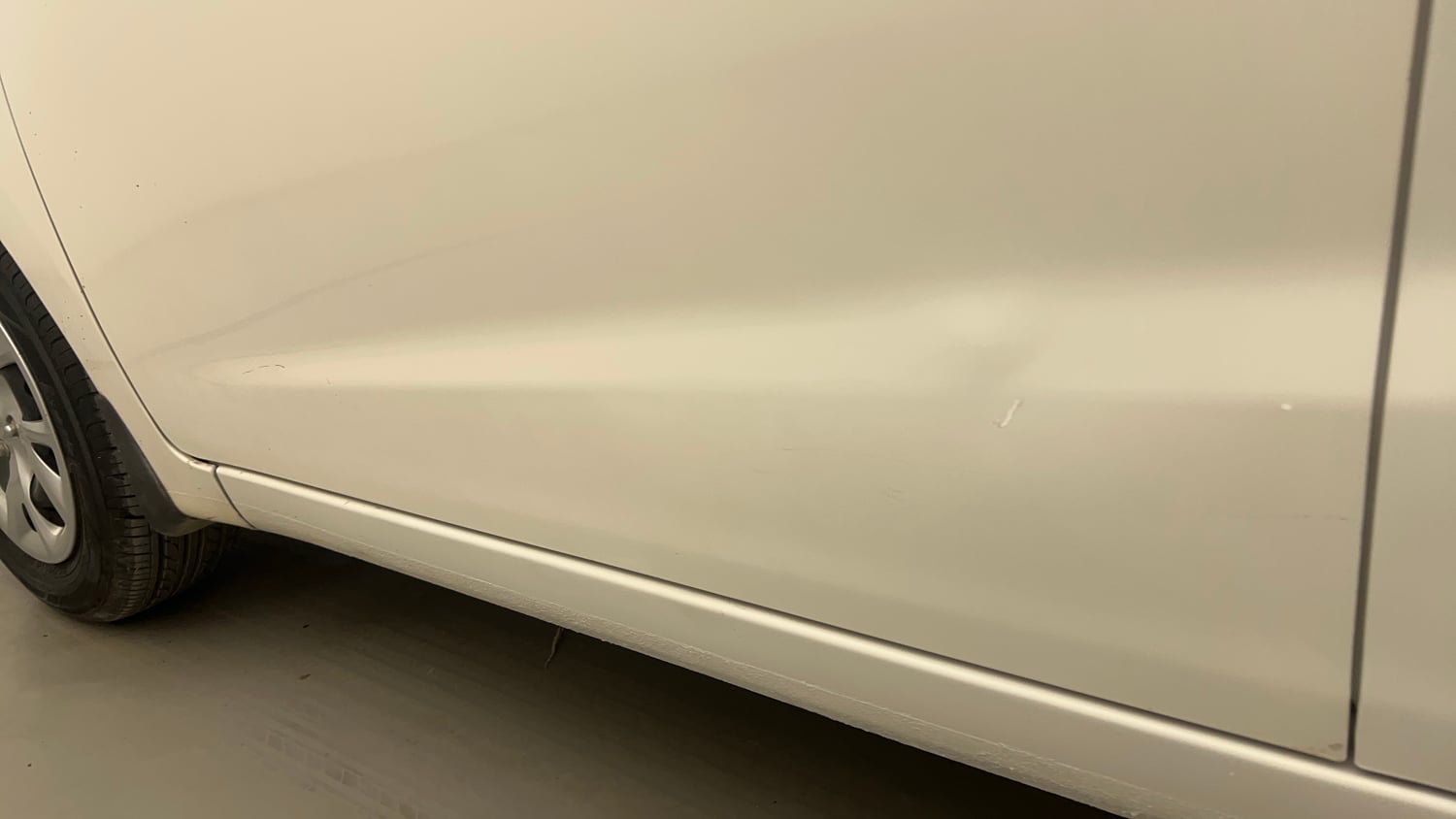 Used 2017 Hyundai Grand i10 Magna AT 1.2 Kappa VTVT Petrol Automatic dents MINOR SCRATCH