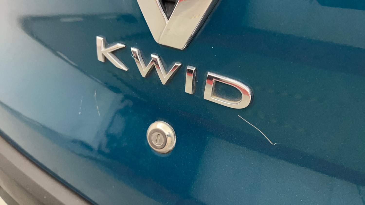 Used 2021 Renault Kwid RXL Petrol Manual dents MINOR SCRATCH