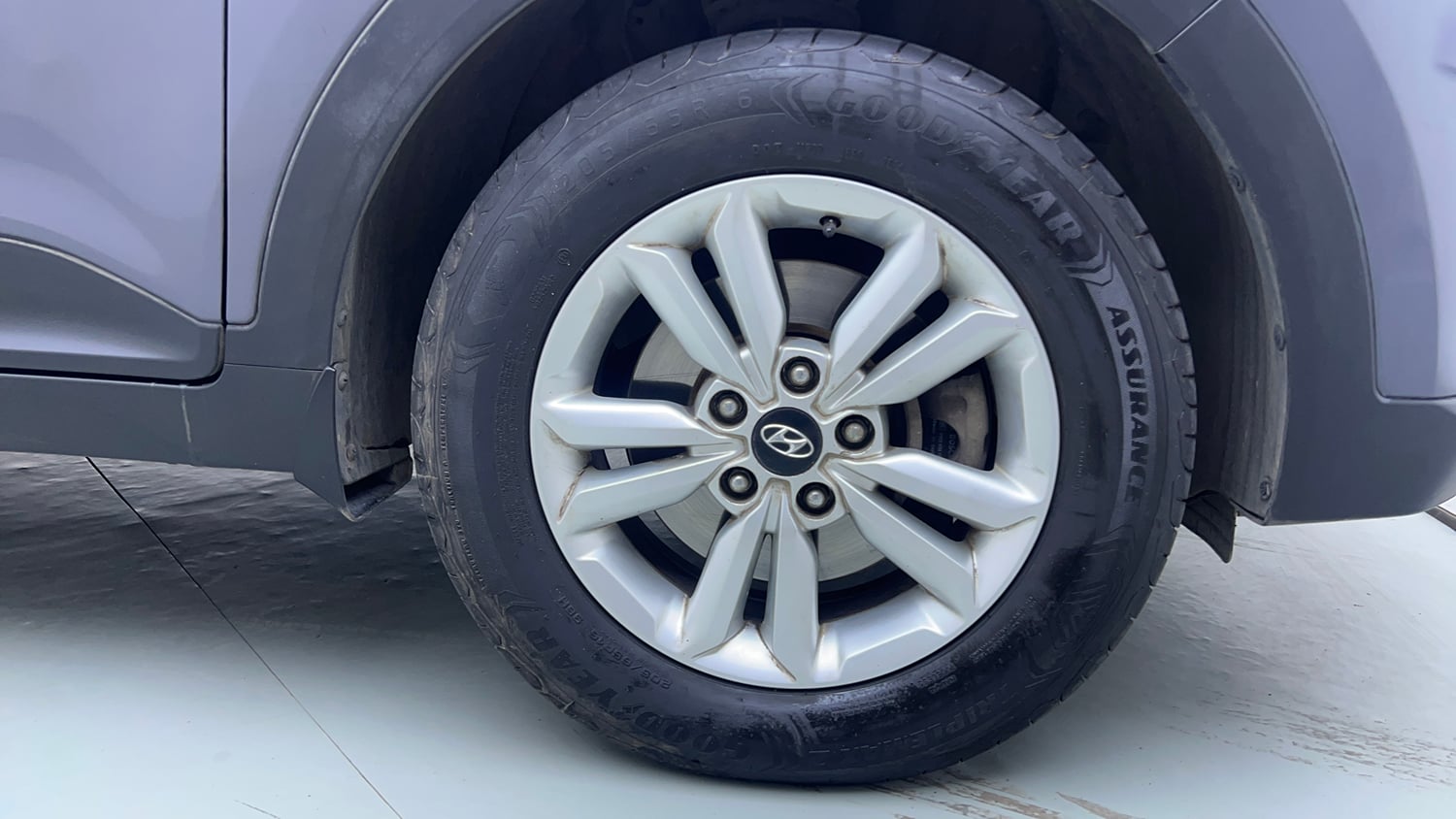 Used 2018 Hyundai Creta SX Plus 1.6  Petrol Petrol Manual tyres RIGHT FRONT TYRE RIM VIEW
