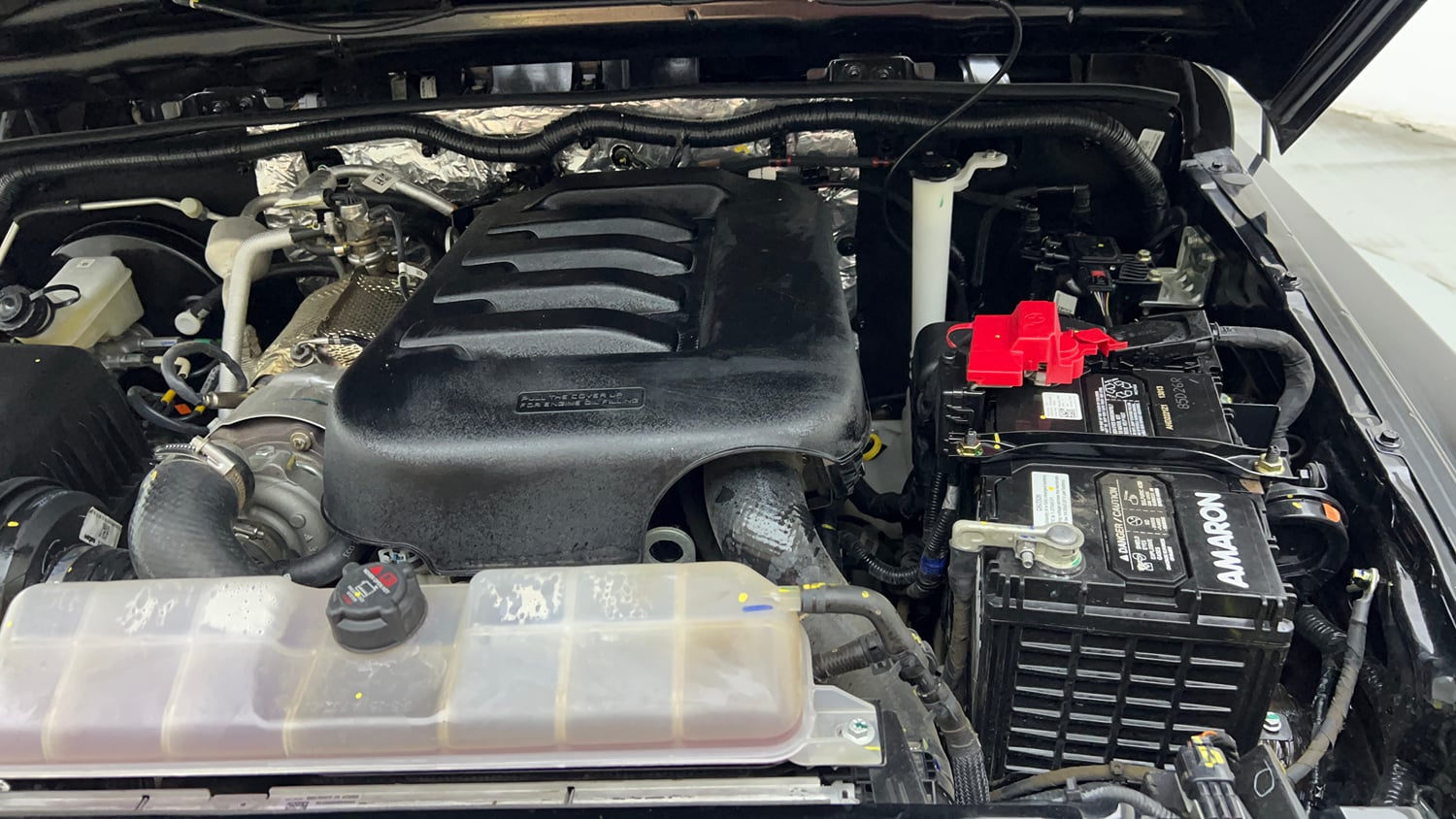 Used 2025 Mahindra Thar Roxx AX7 L Diesel AT 2WD Diesel Automatic engine ENGINE LEFT SIDE VIEW