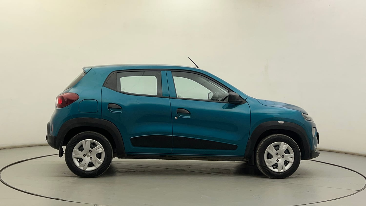 Used 2021 Renault Kwid RXL Petrol Manual exterior RIGHT SIDE VIEW