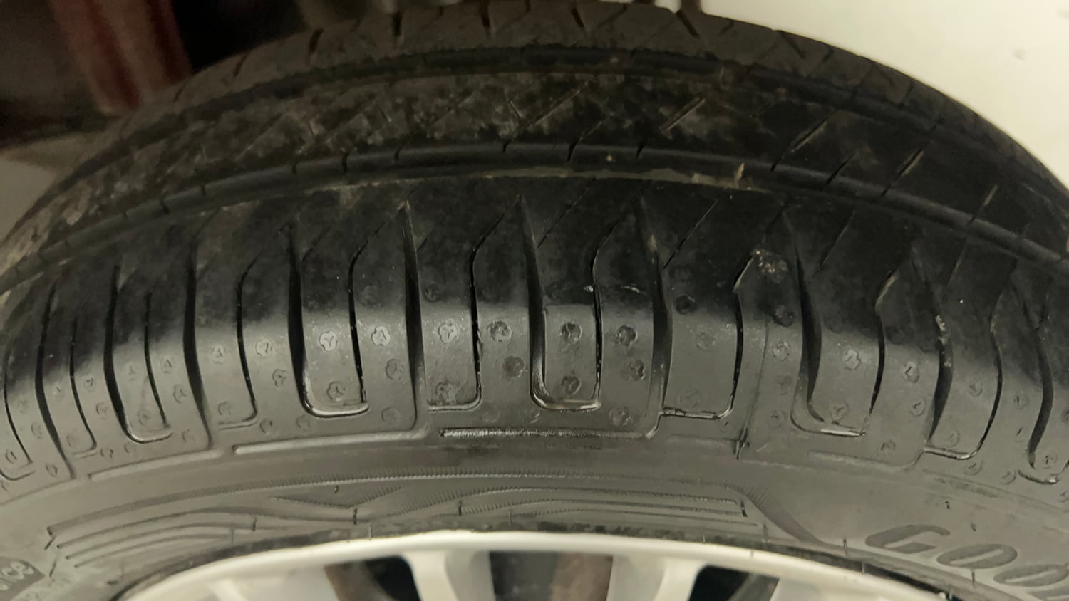 Used 2016 Maruti Suzuki Alto K10 VXi Petrol Manual tyres LEFT REAR TYRE TREAD VIEW