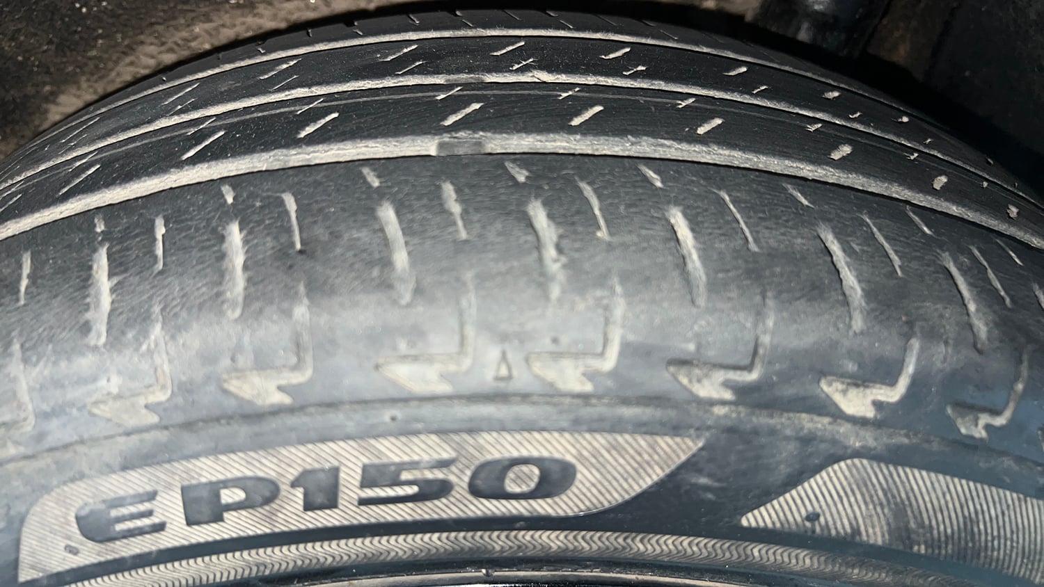 Used 2020 Maruti Suzuki Ignis Alpha 1.2 AMT Petrol Automatic tyres LEFT REAR TYRE TREAD VIEW