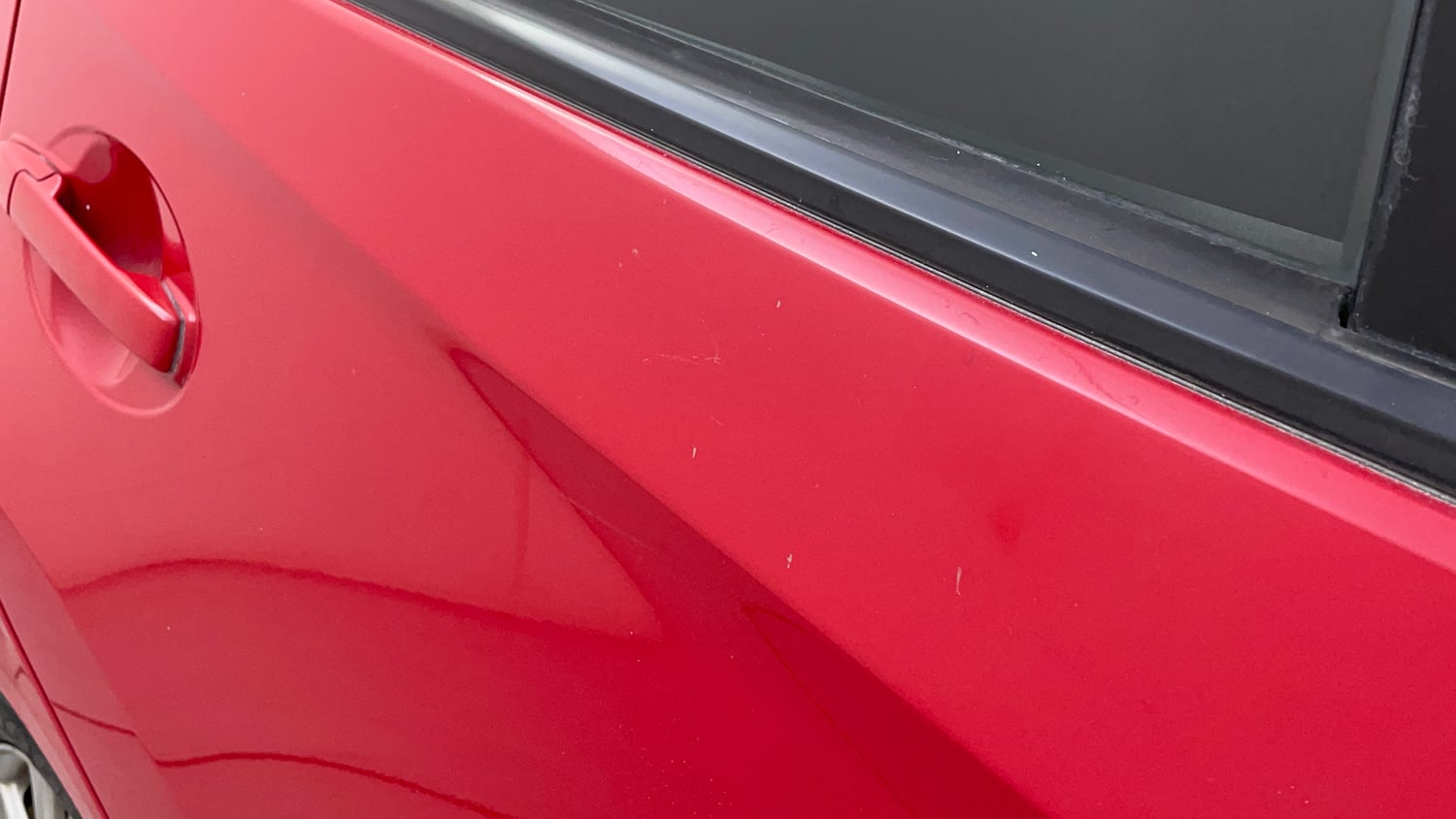 Used 2016 Honda Brio VX MT Petrol Manual dents MINOR SCRATCH