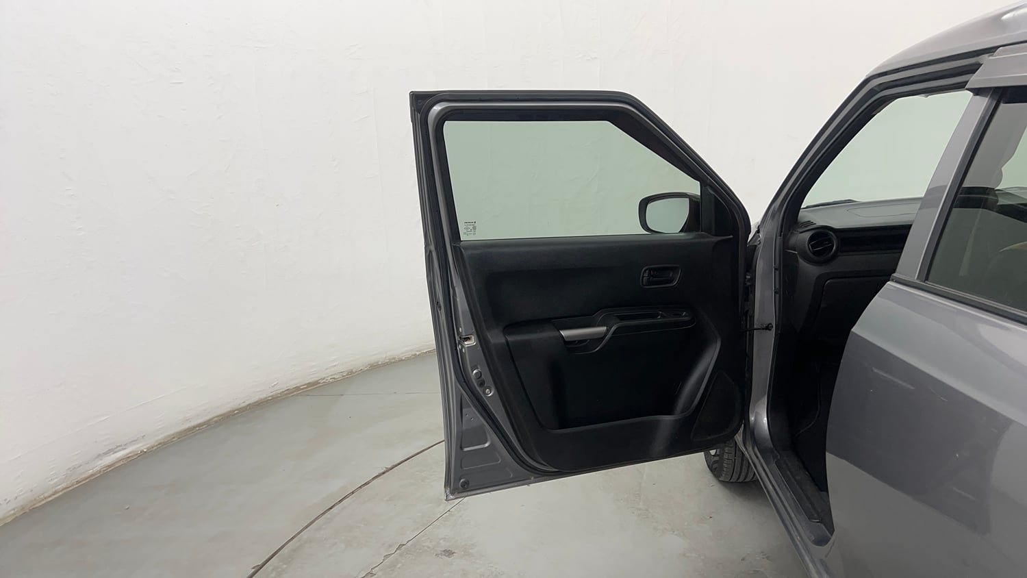 Used 2021 Maruti Suzuki Ignis Sigma 1.2 MT Petrol Manual interior LEFT FRONT DOOR OPEN VIEW