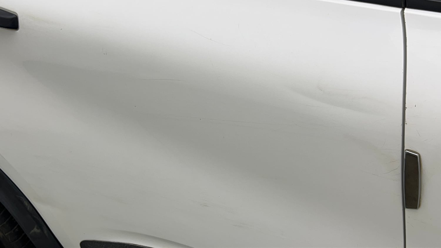 Used 2022 Renault Triber RXE Petrol Manual dents MINOR DENT