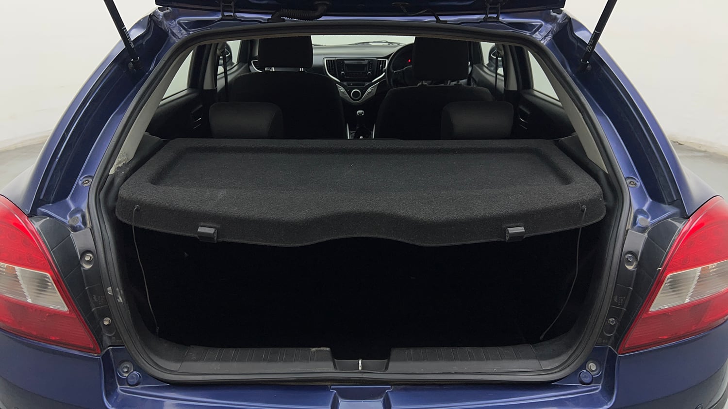 Used 2018 Maruti Suzuki Baleno Delta 1.2 Petrol Manual interior DICKY INSIDE VIEW