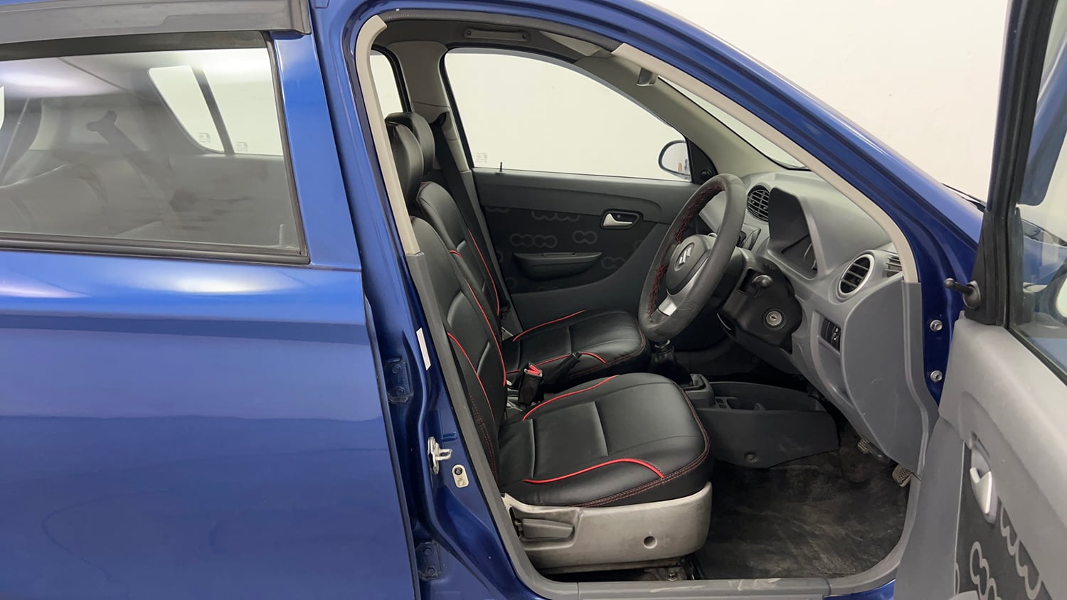 Used 2016 Maruti Suzuki Alto 800 Lxi Petrol Manual interior RIGHT SIDE FRONT DOOR CABIN VIEW