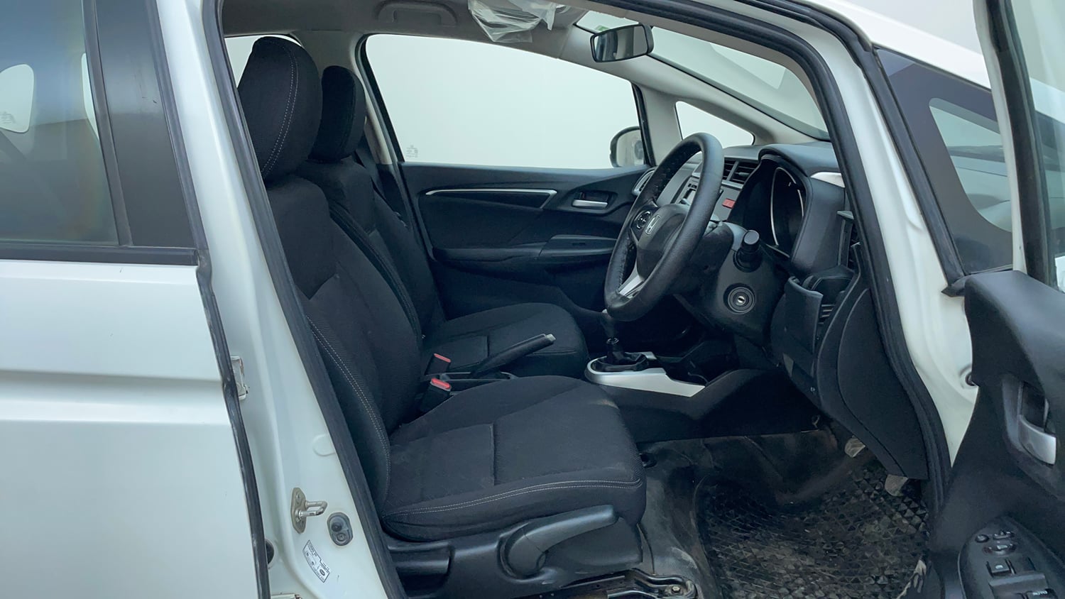 Used 2016 Honda Jazz VX Petrol Petrol Manual interior RIGHT SIDE FRONT DOOR CABIN VIEW