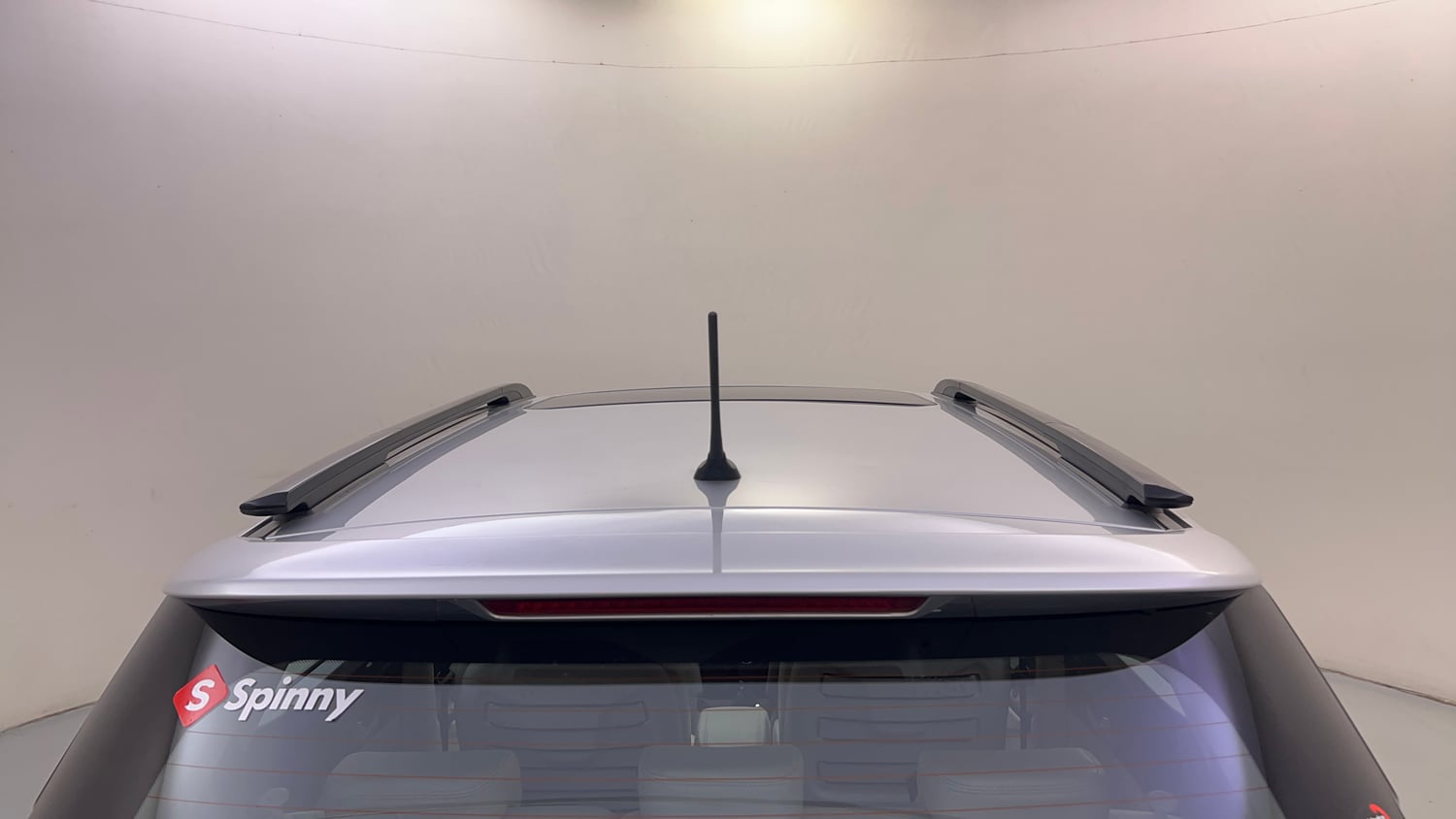 Used 2022 Mahindra XUV 300 W8 (O) 1.2 Petrol Petrol Manual exterior EXTERIOR ROOF VIEW