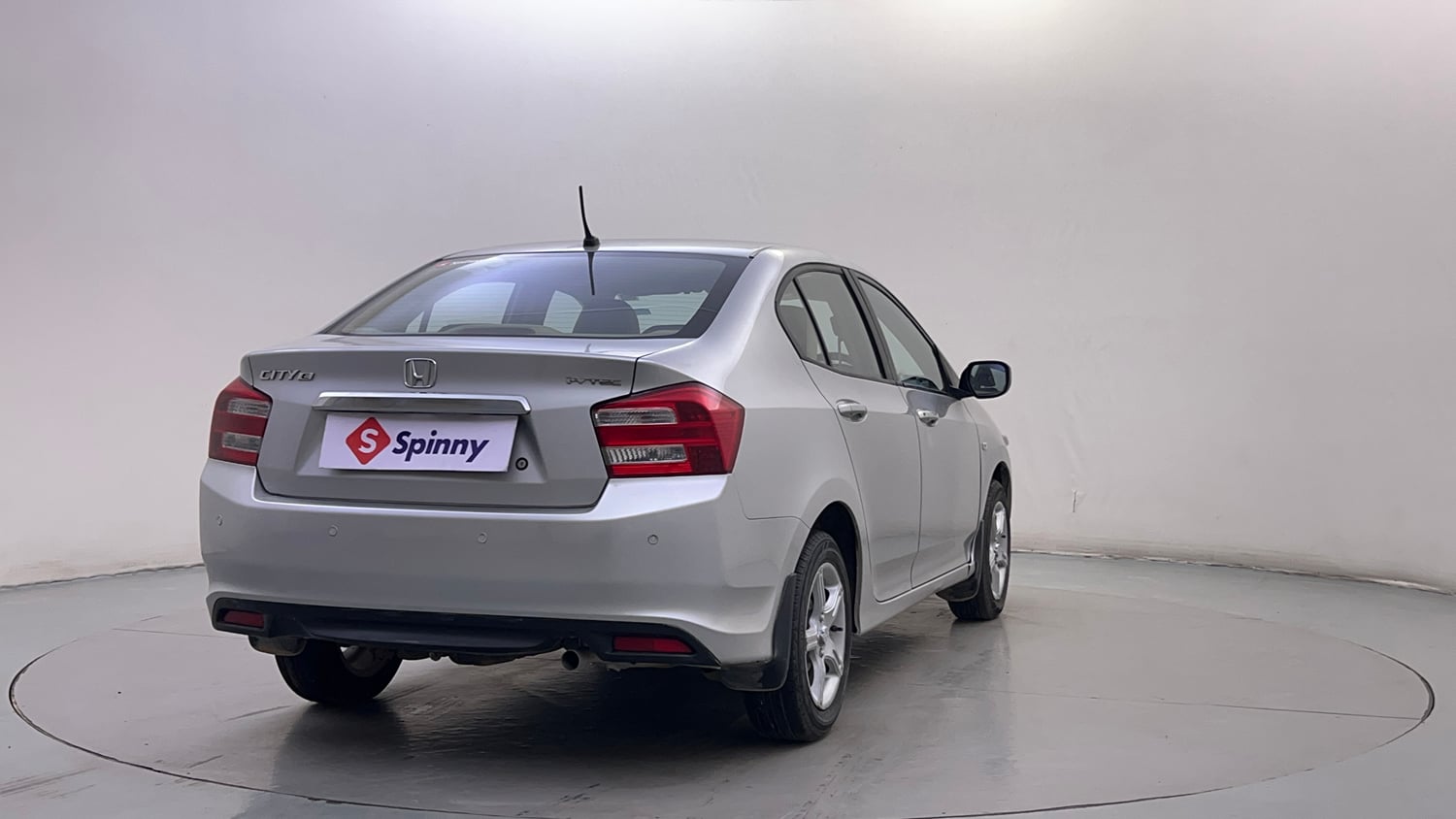 Used 2012 Honda City 1.5 E MT Petrol Manual exterior RIGHT REAR CORNER VIEW