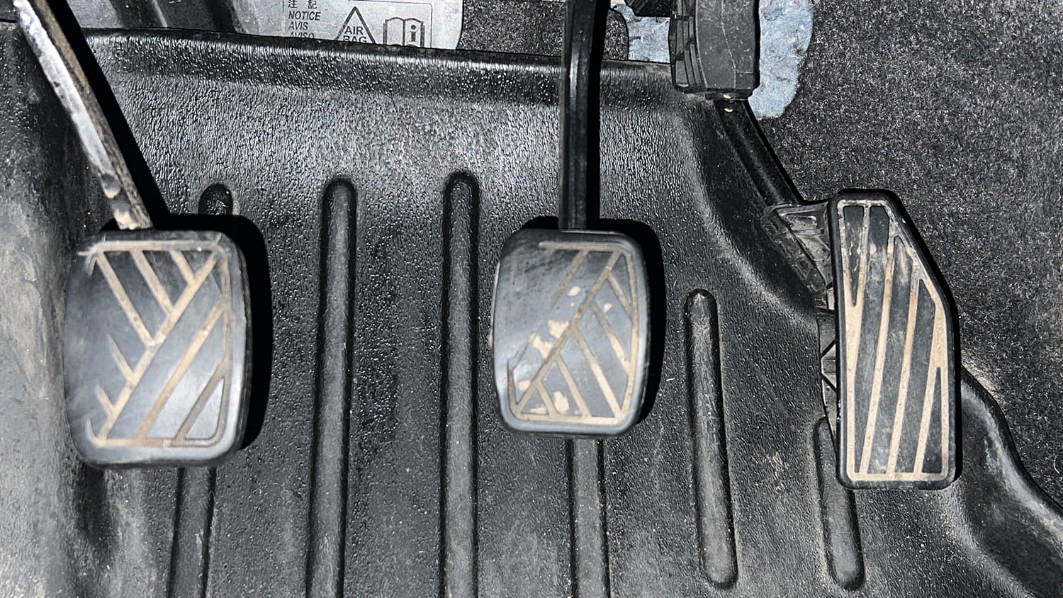 Used 2023 Maruti Suzuki Swift VXi Petrol Manual interior PEDALS VIEW
