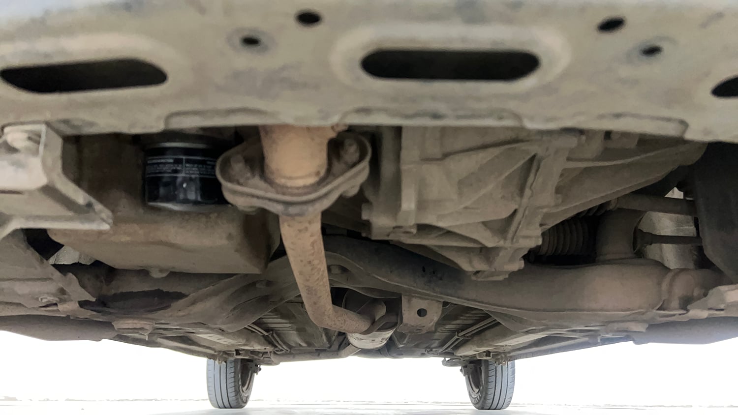 Used 2016 Maruti Suzuki Celerio ZXi AMT Petrol Automatic extra FRONT LEFT UNDERBODY VIEW