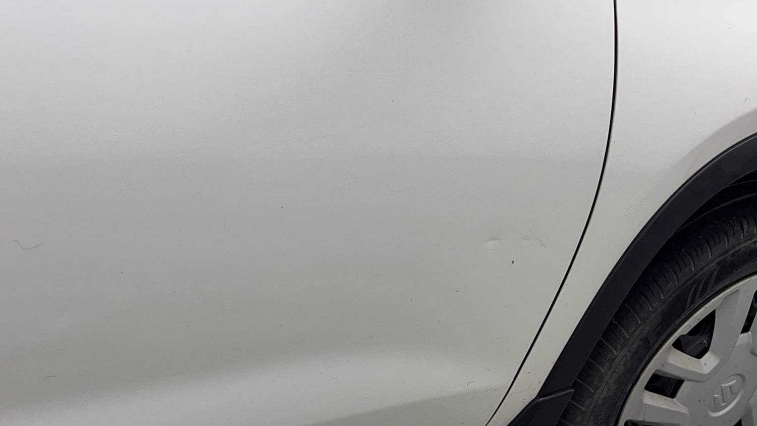 Used 2020 maruti-suzuki Vitara Brezza VXi Petrol Manual dents MINOR DENT