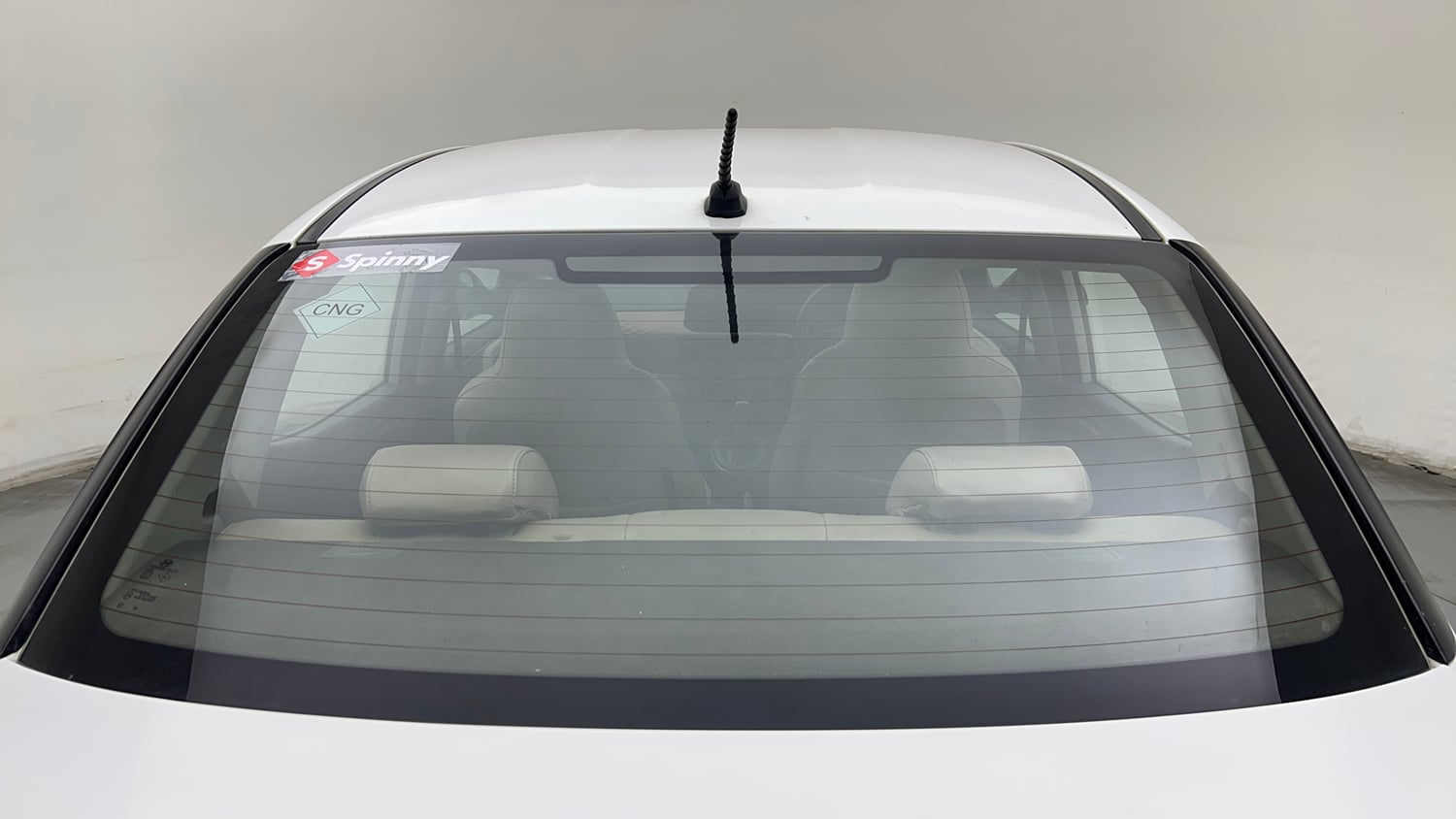 Used 2022 Hyundai Aura S 1.2 CNG Cng Manual exterior BACK WINDSHIELD VIEW